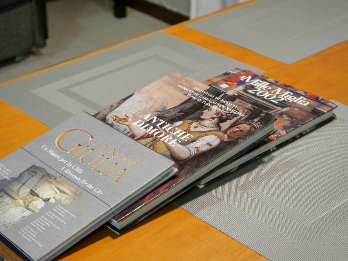 Chambers Short Rentals - Via Gezio Calini Brescia - 2 Studio Flats المظهر الخارجي الصورة