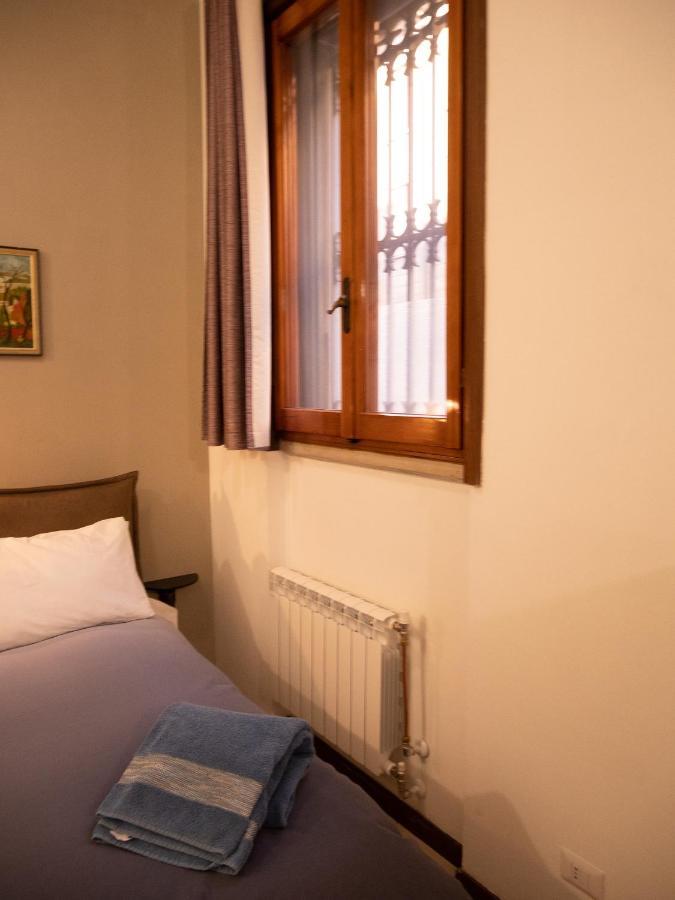 Chambers Short Rentals - Via Gezio Calini Brescia - 2 Studio Flats المظهر الخارجي الصورة