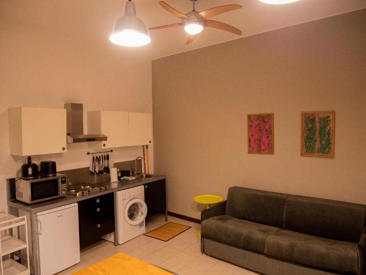 Chambers Short Rentals - Via Gezio Calini Brescia - 2 Studio Flats المظهر الخارجي الصورة